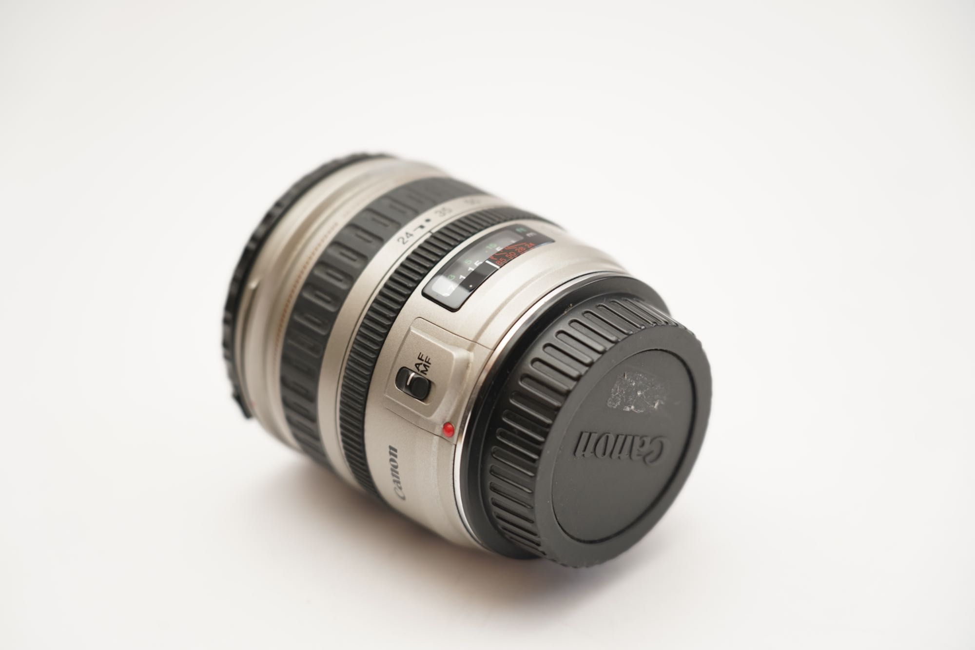 Objetiva Canon EF 24-85mm 3.5-4.5 prateada