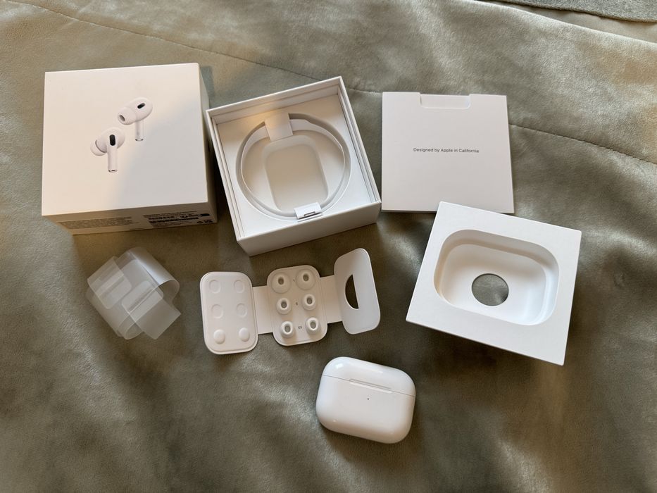 Apple Airpods Pro 2 Lightning