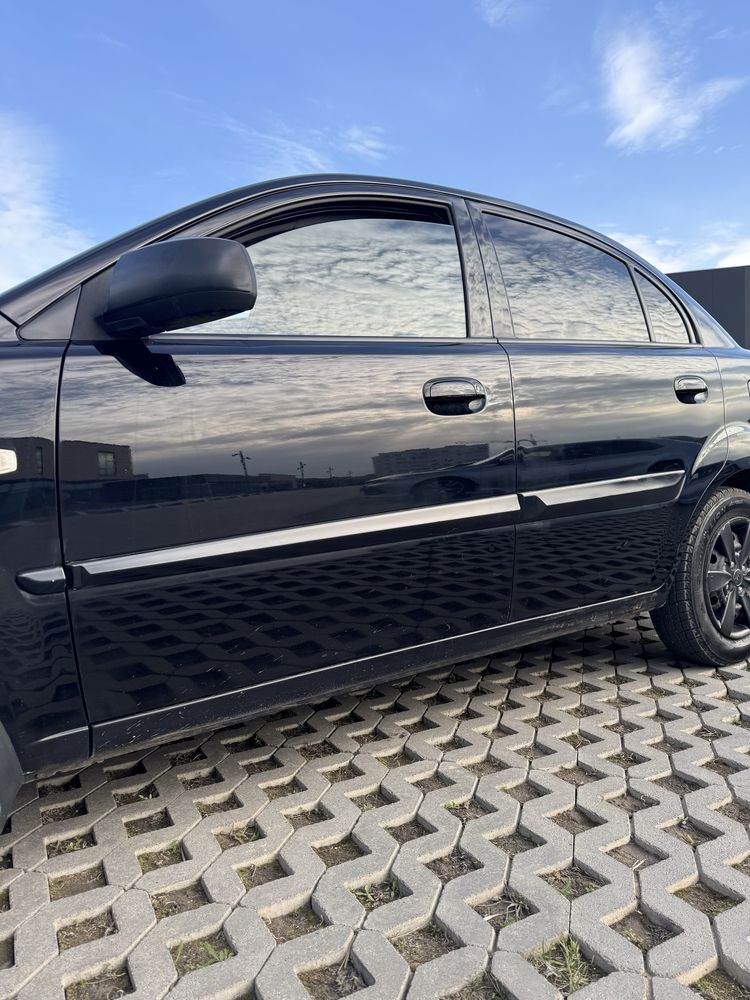 Kia Rio 2 2011 року,1,4 бензин,механіка