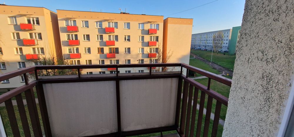 Kawalerka z balkonem w centrum Mikołów ul. Słowackiego