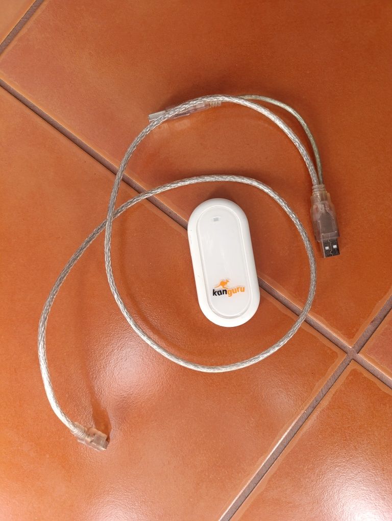 Router Huawey E220 com cabos