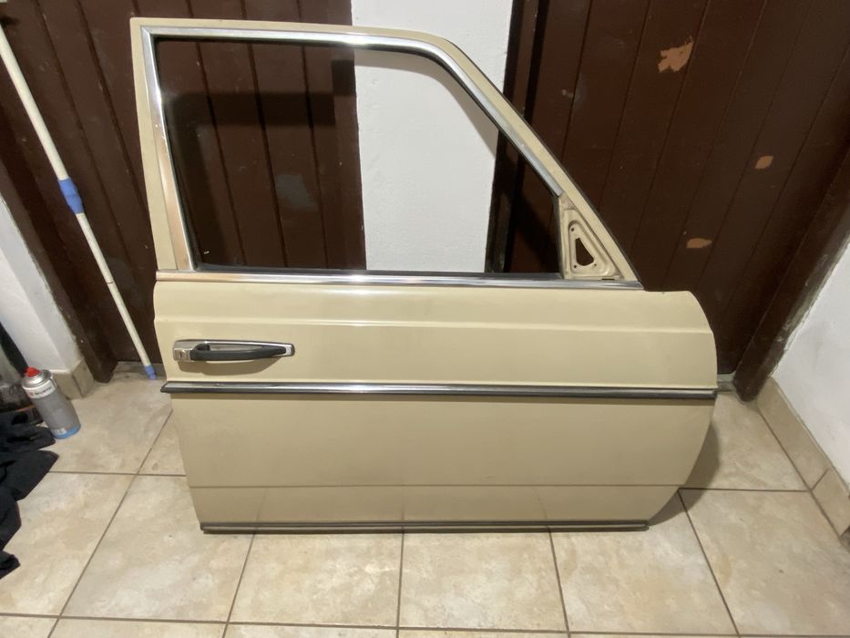 Drzwi mercedes w123 prawy przód orginalny lakier