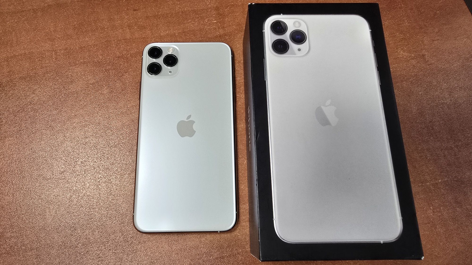 iPhone 11 Pro Max 256GB biały, stan bdb