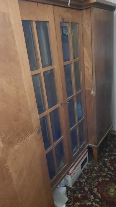 Старинный  шкаф ХЕЛЬГА