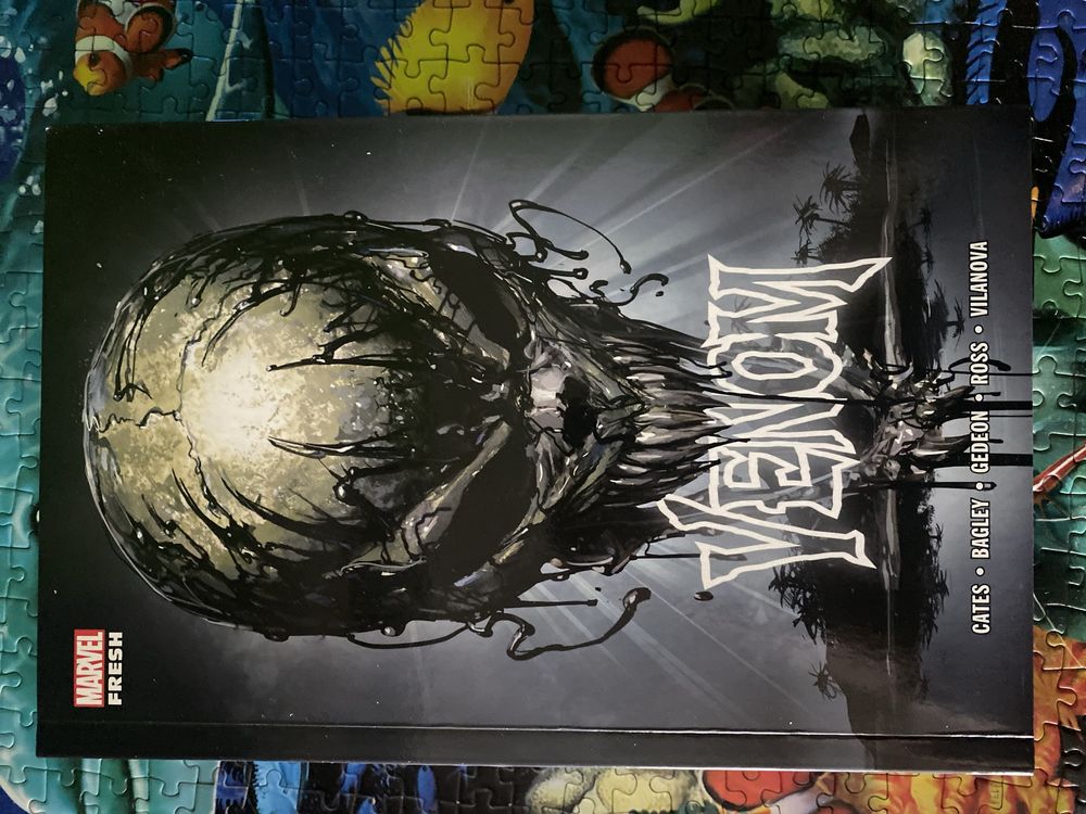 Venom 1-4, król w czerni Marvel Fresh