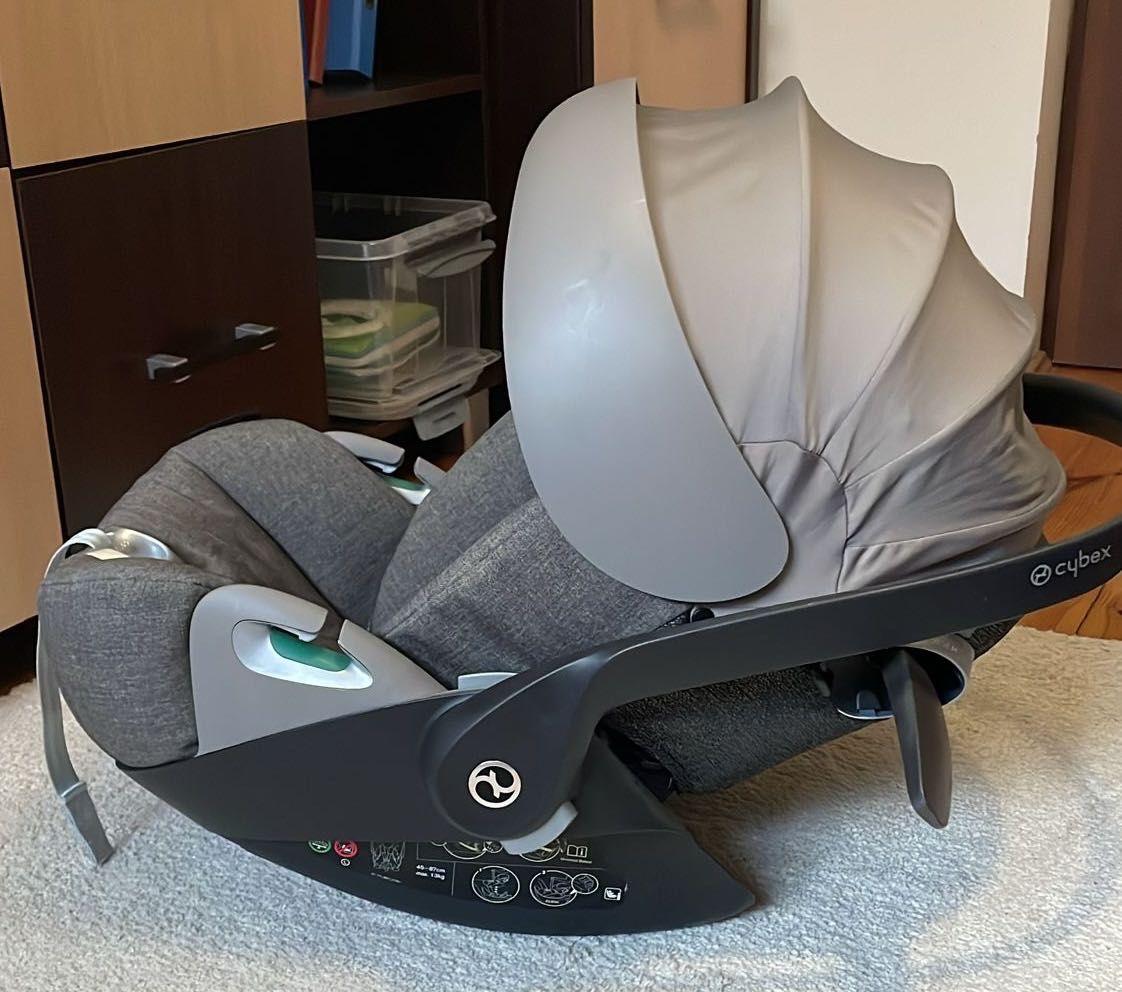 Fotelik samochodowy Cybex Cloud Z2 i-Size - stan bardzo dobry