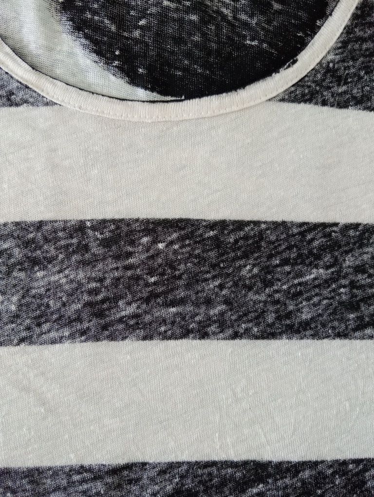 T-shirt Zara Collection