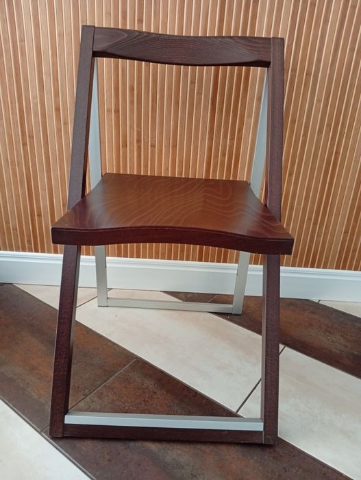 Стілець Італія,дерево Венге, складний, анатомічний