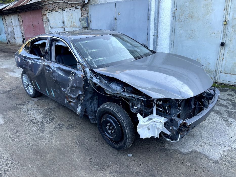 Лексус ес 350 газ бензин 16 року