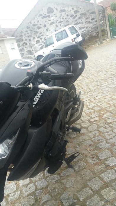 Kawasaki z1000 preta