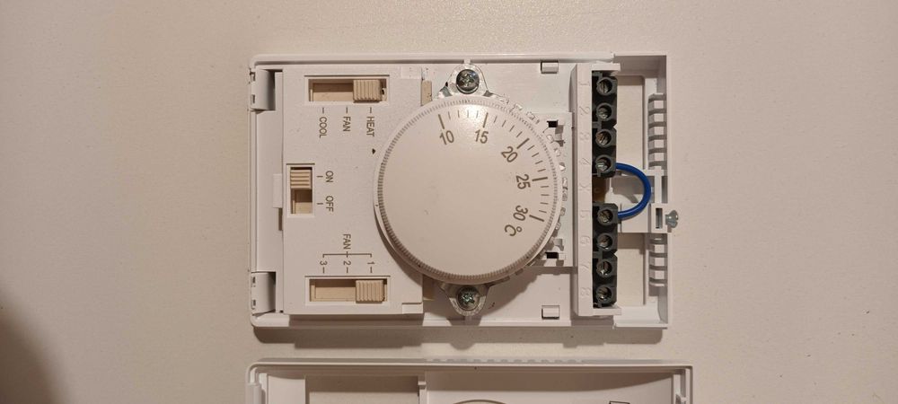 Regulator obrotów z termostatem Flowair