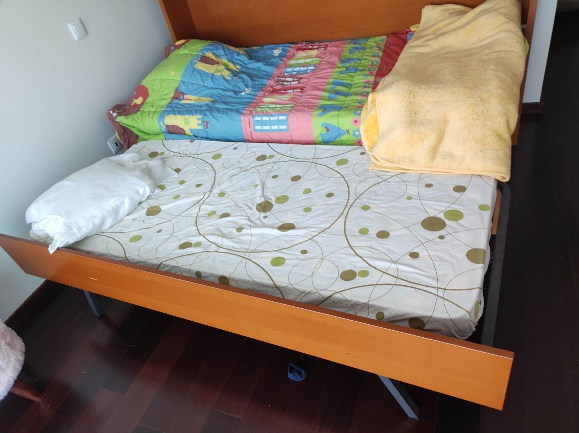 Último mês - Móvel Estúdio com duas camas e camiseiro