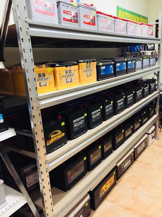 Стелажі складські. Підсилені. З полицями. Для щин та коліс. Металеві