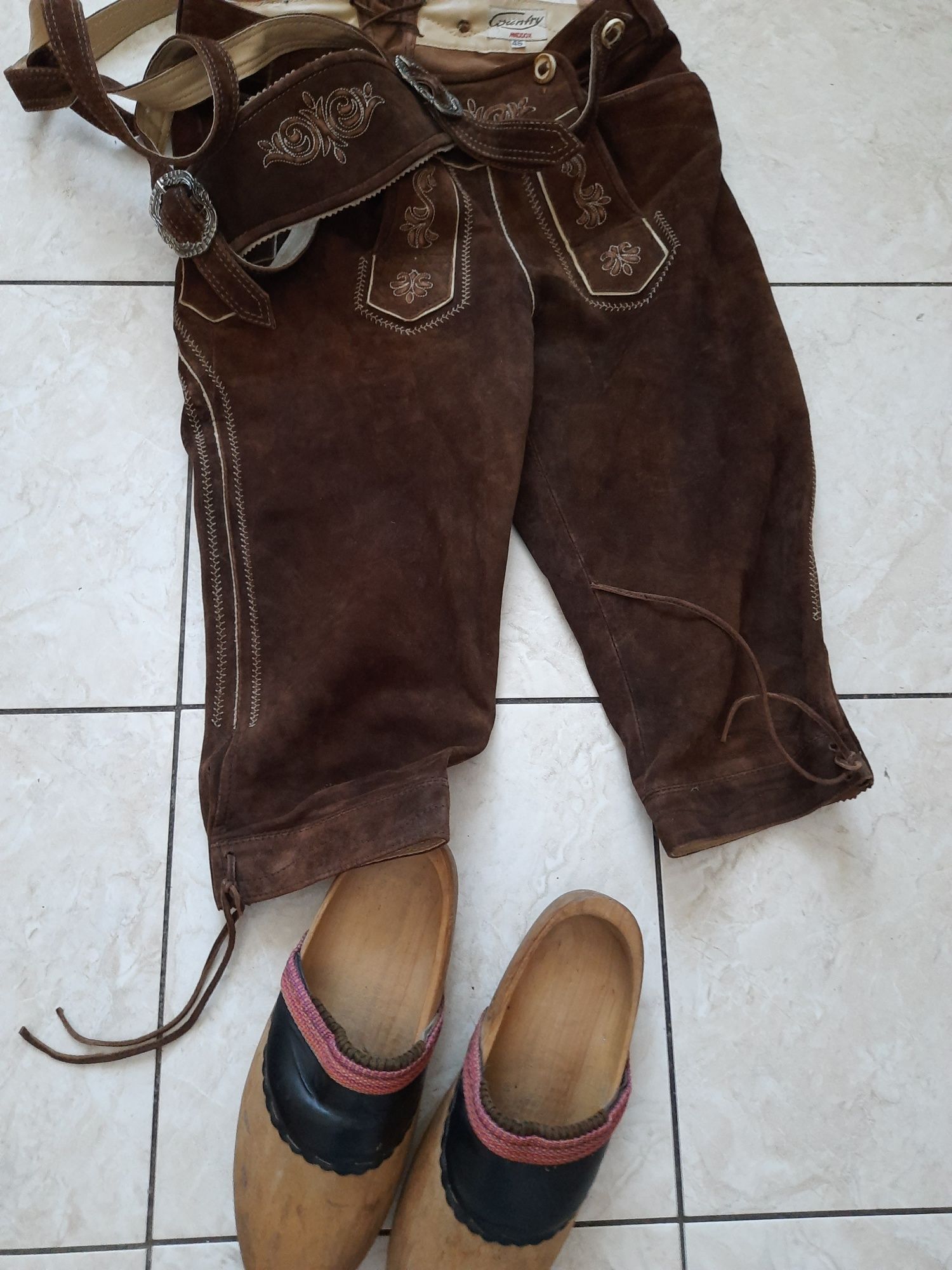 Buty drewniaki Bawarskie