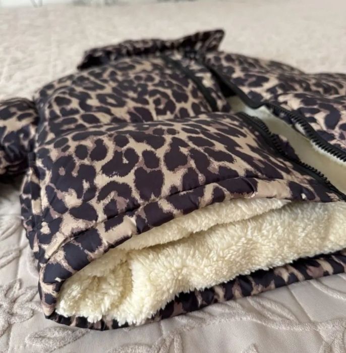 Повністю нова, зимова куртка для дівчинки 4–5 р. Леопардовий принт