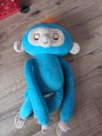 Fingerlings hugs