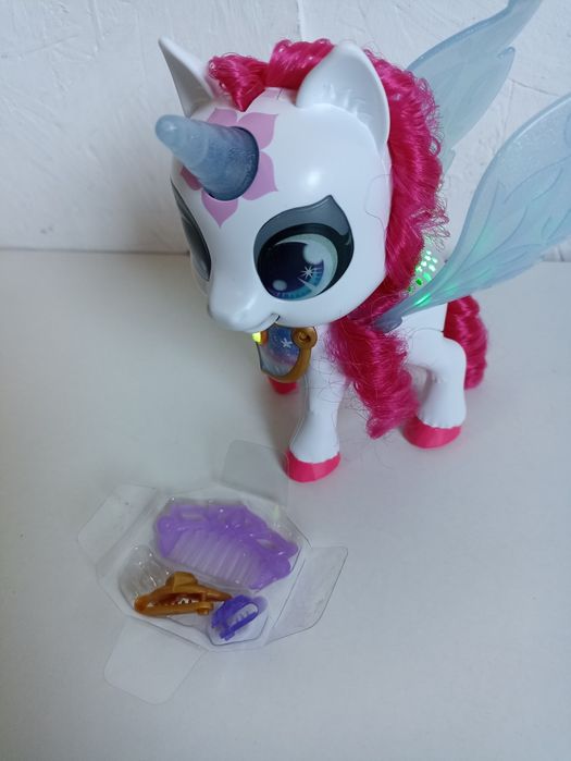 VTech Myla's Sparkling Friends, Mia Jednorożec (863)