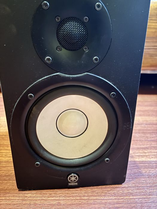 професійні студійні монітори Yamaha Powered Monitor Speaker HS50M.