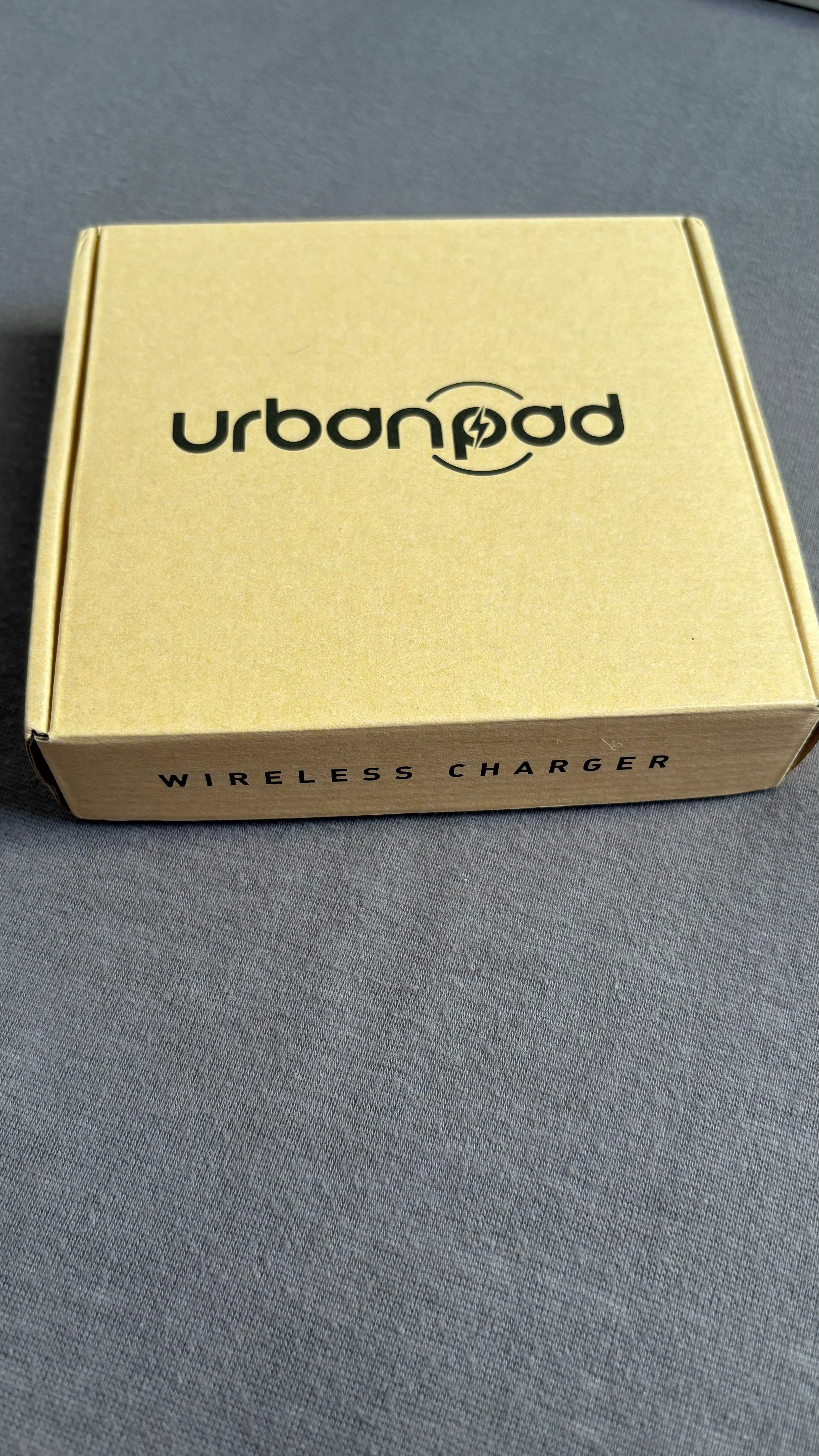 ładowarka indukcyjna urbanpad USB-a oraz USB-c