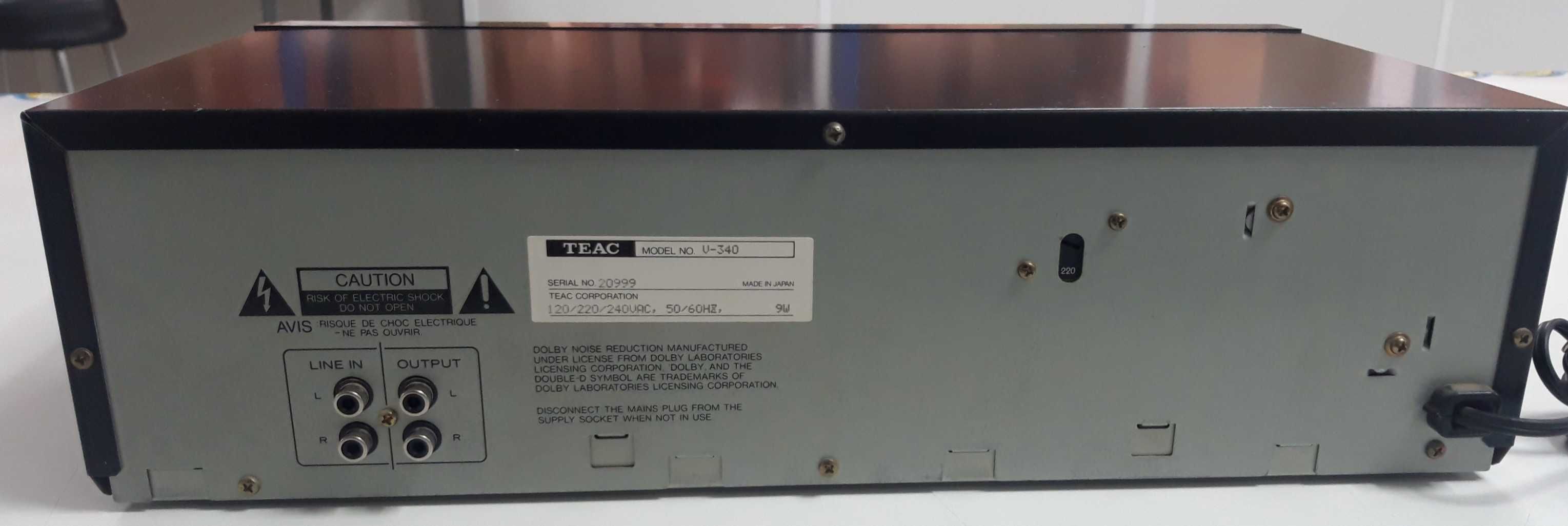 Teac  V-340 Deck Cassetes
