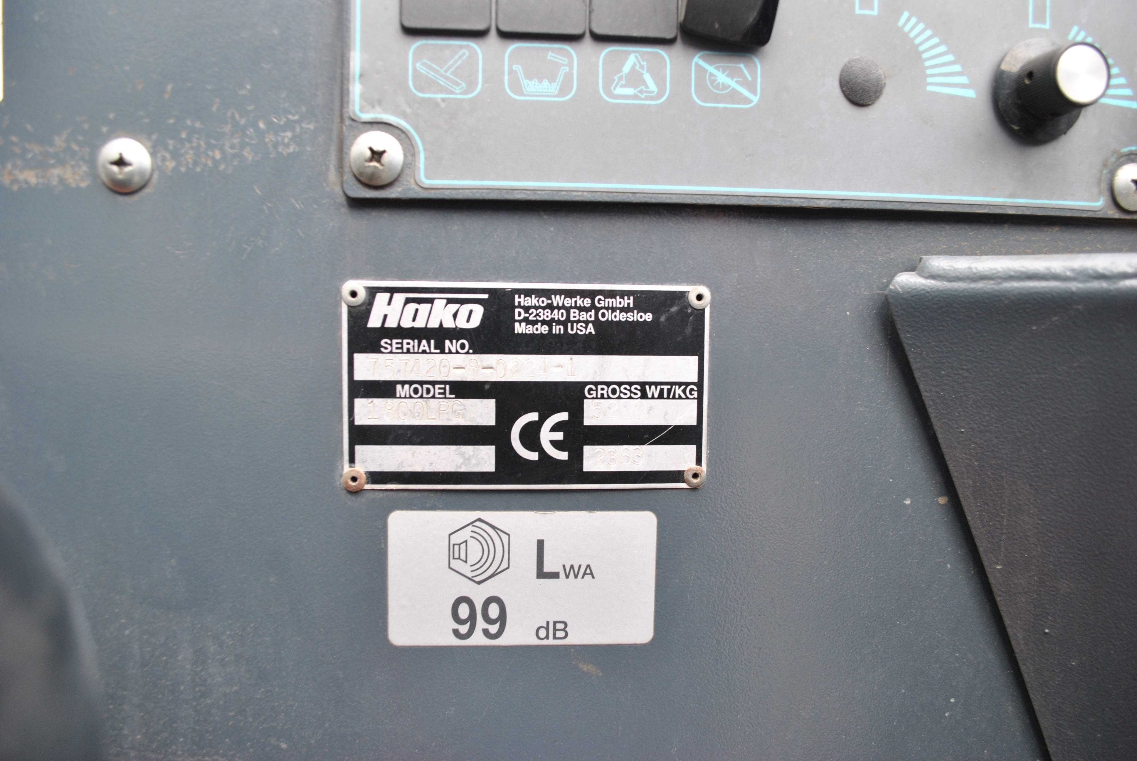 Szorowarko zamiatarka HAKO 1800 LPG, maszyna czyszcząca