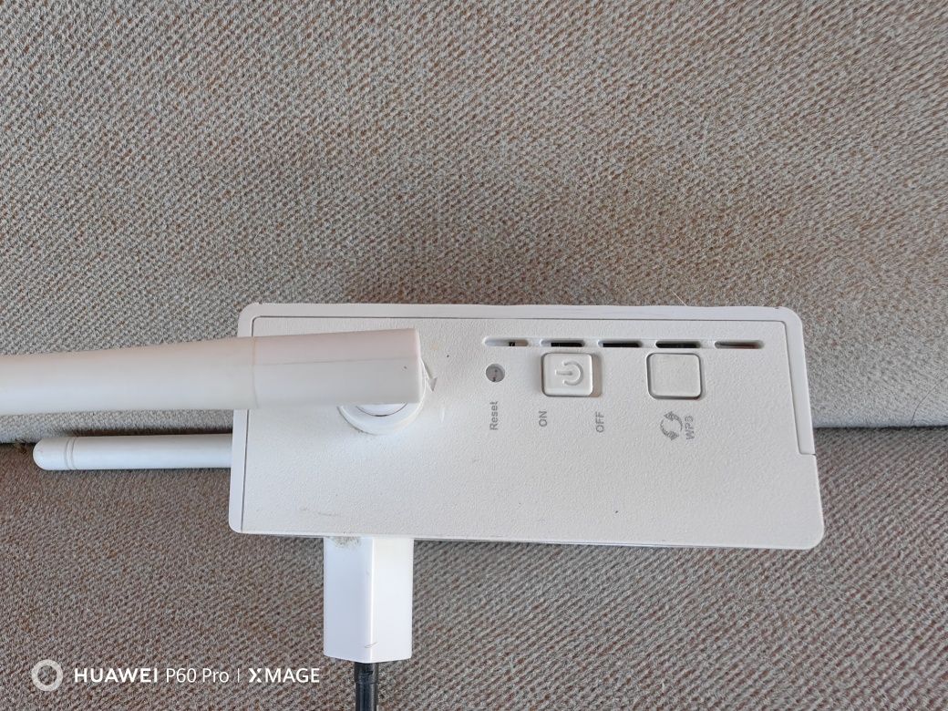 Wzmacniacz adapter ASUS WiFi RP-N12