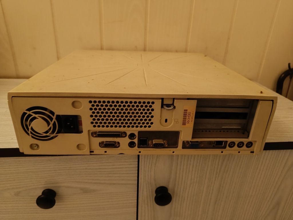 Komputer retro Dell desktop Dell optiplex GX1