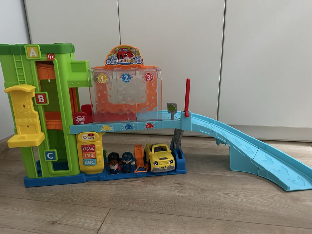 Myjnia samochodowa fisher price
