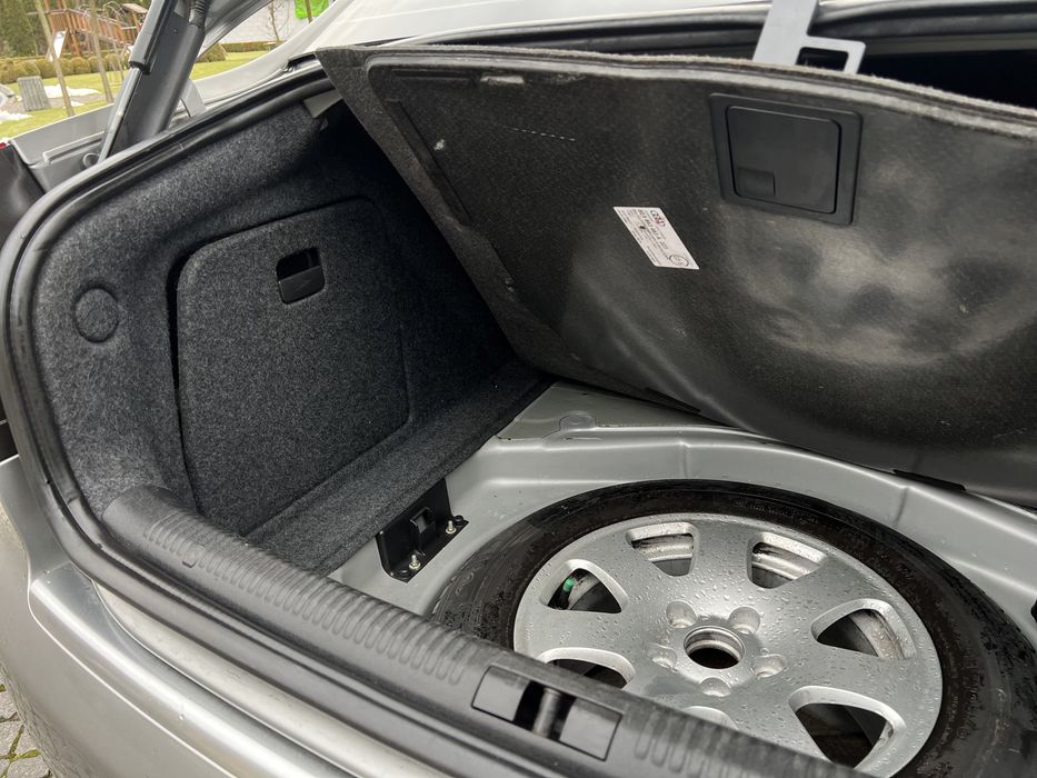 Продам Audi A4B6 2.0 АВТОМАТ 2004рік