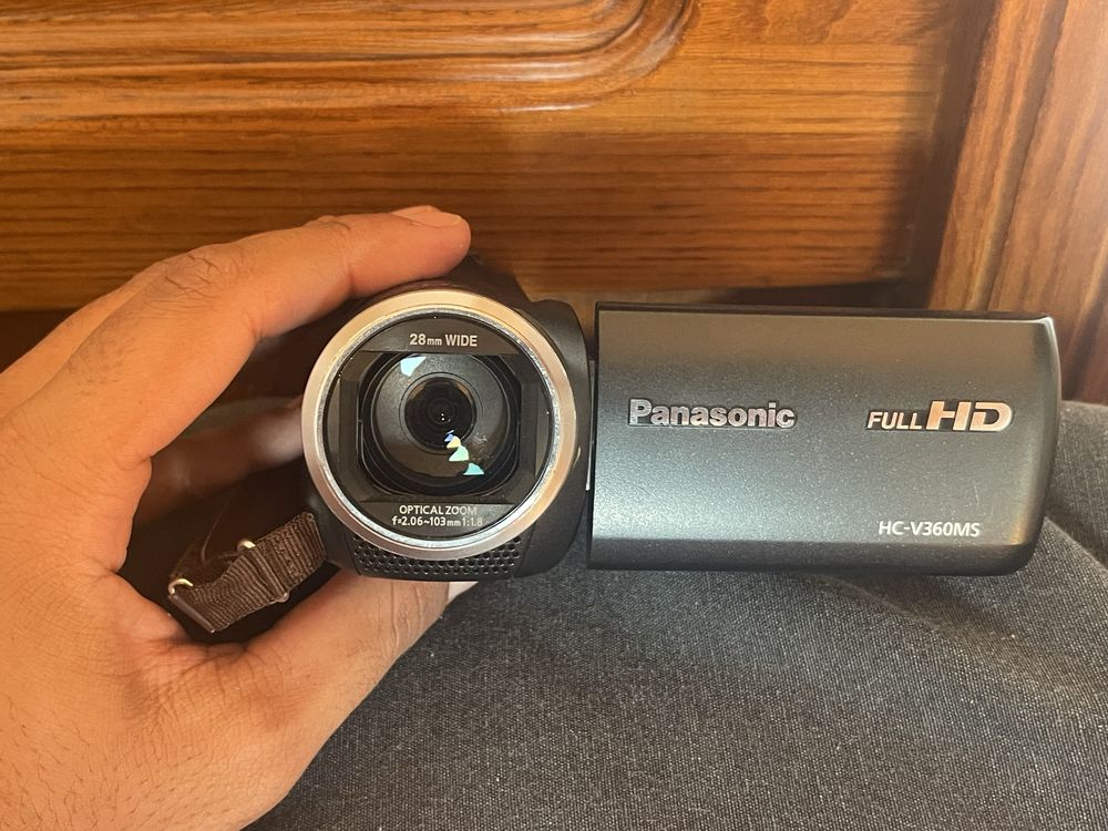 Camera Panasonic HC-V360MS