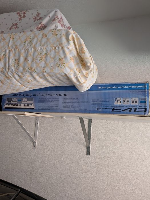 Teclado Yamaha PSR-E413