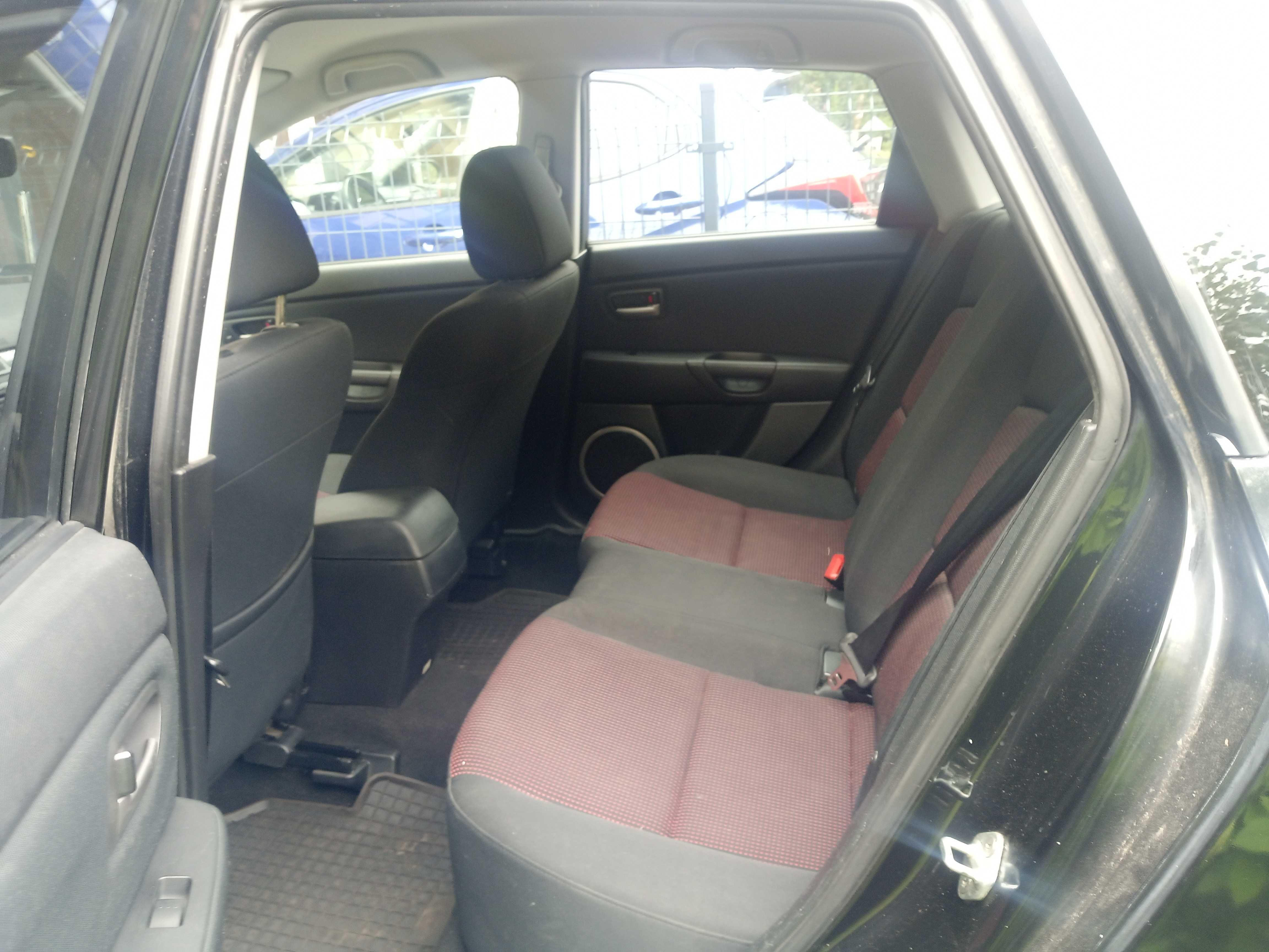 Mazda 3, 2,3 benzyna, 2006