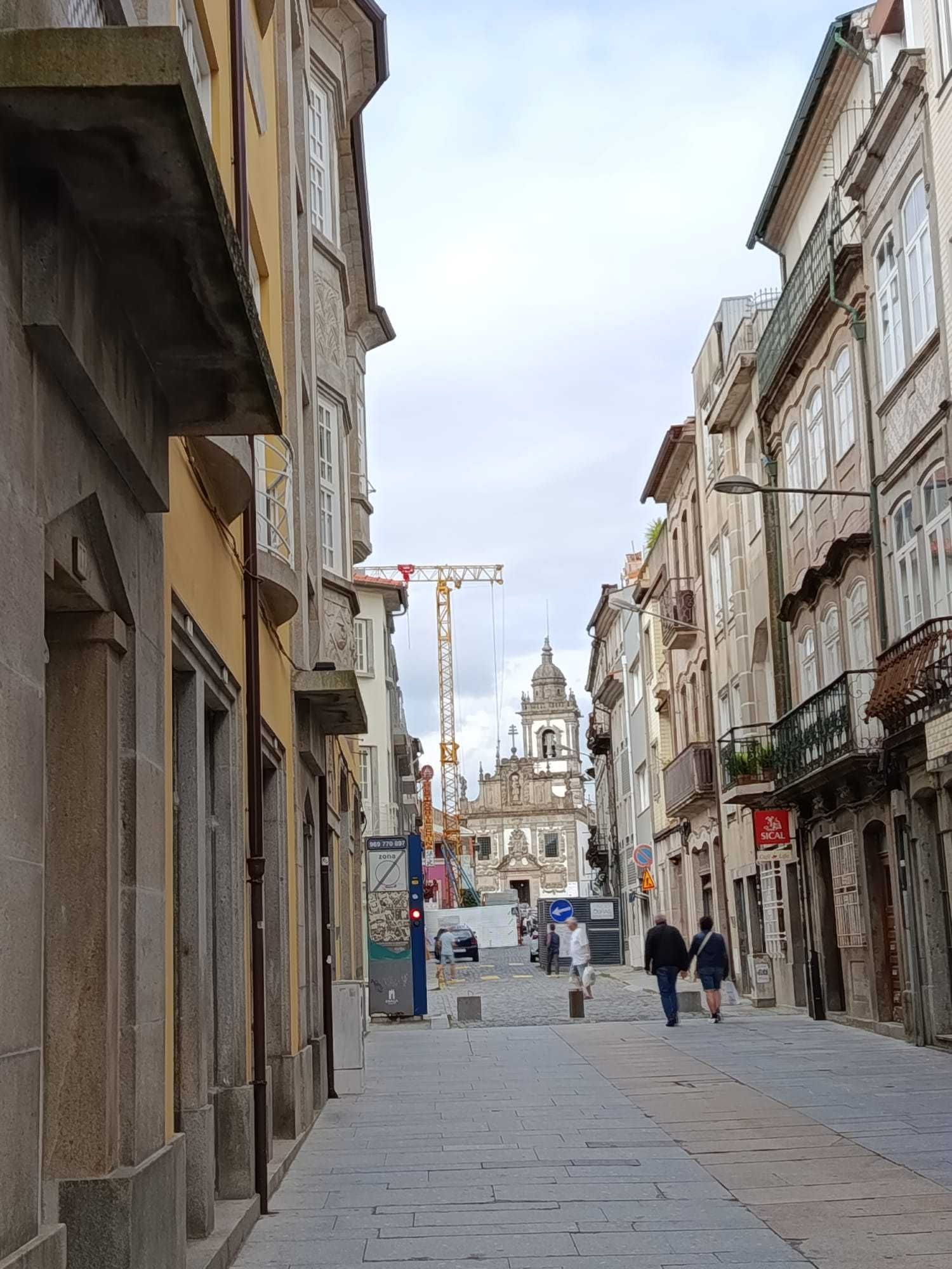 Espaço comercial na Rua de São Vicente