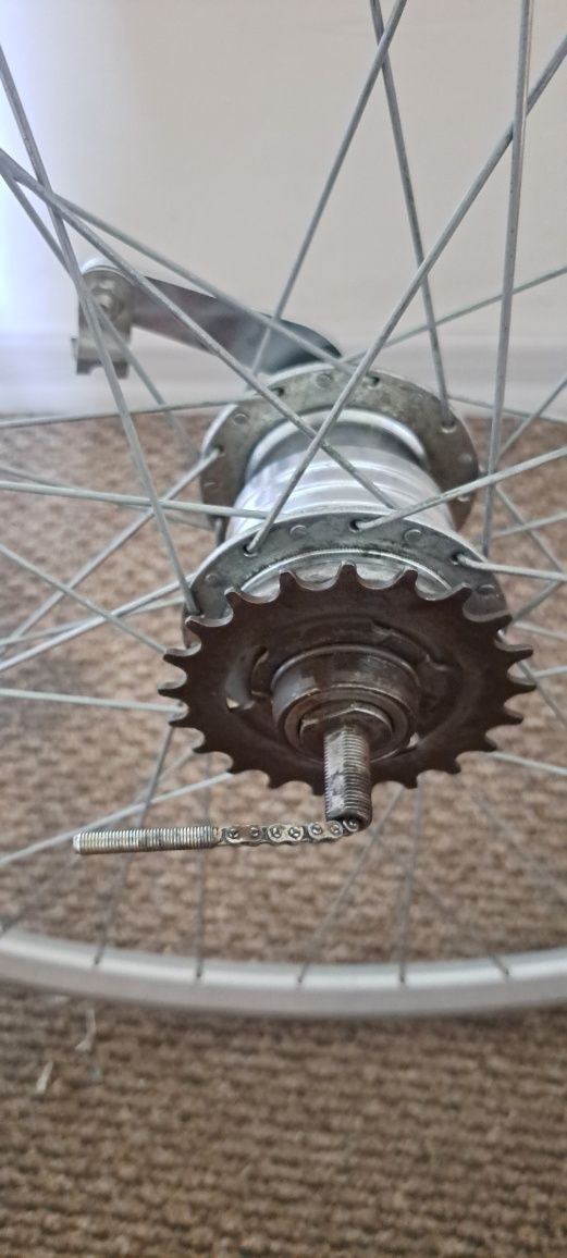 Koło do roweru rozmiar 28  3 biegi