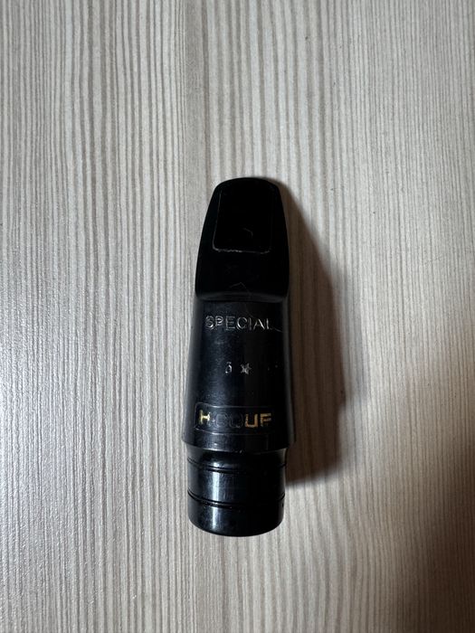 Продам саксофон Armstrong