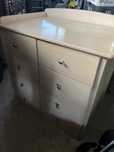 Comoda para quarto de bebe