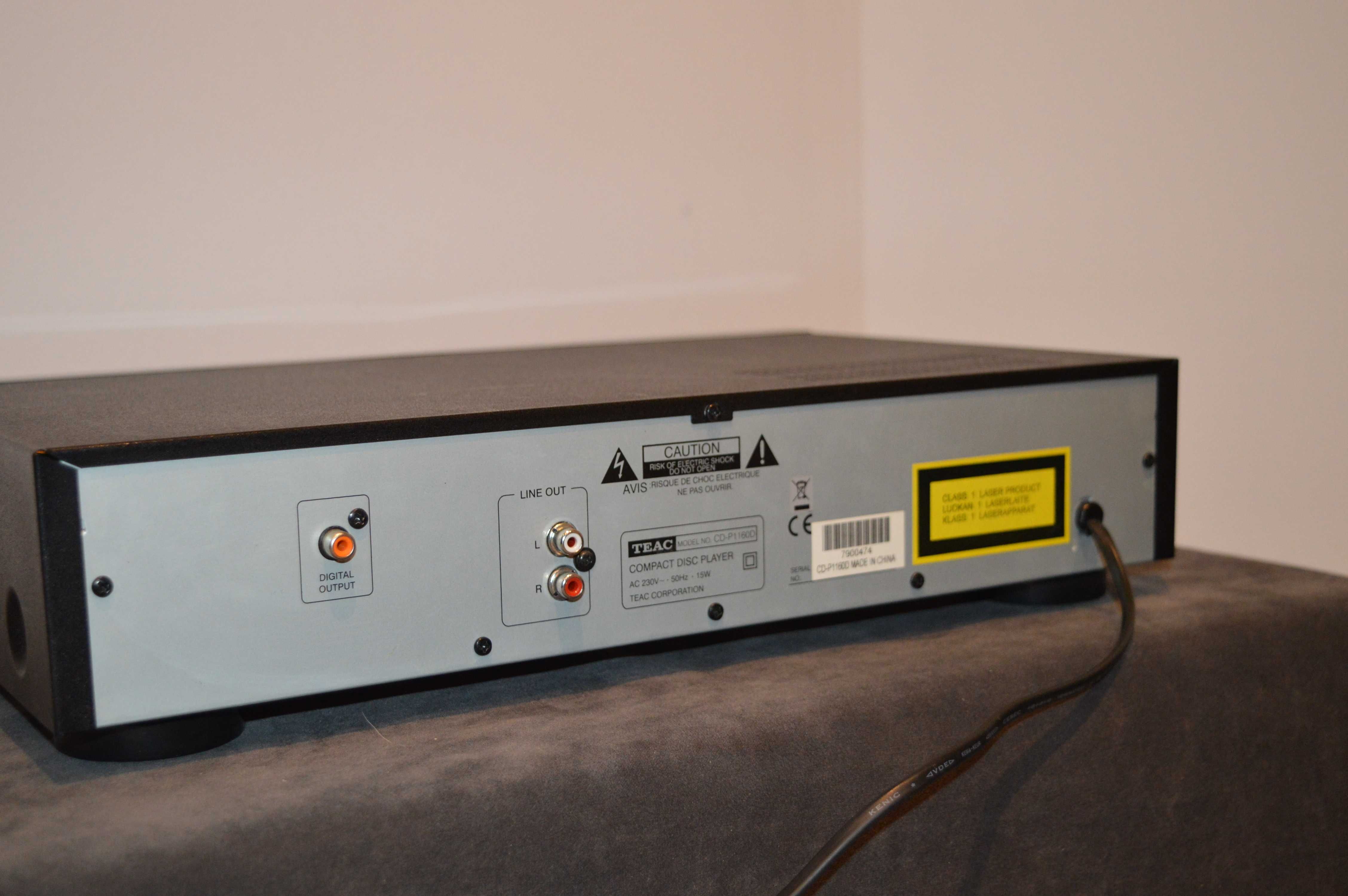 Odtwarzacz DC TEAC CD-P1160D