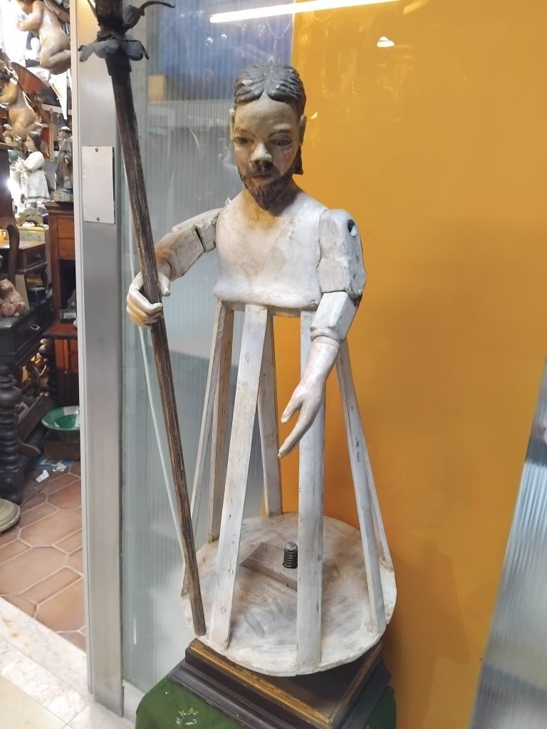 Santo de roca em madeira articulada  séc XIX