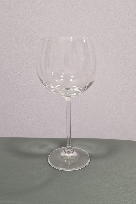 Zestaw 7 kieliszków do wina