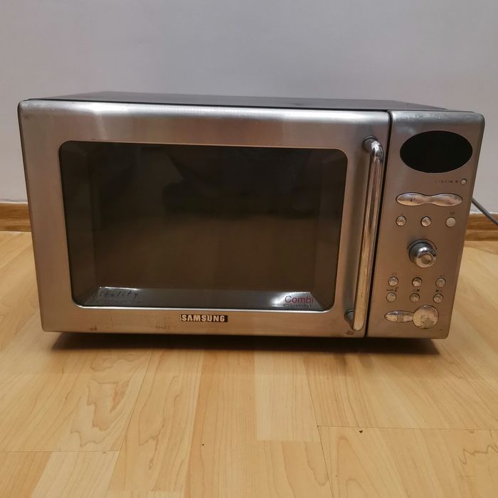 Мікрохвильова піч конвенція гриль samsung