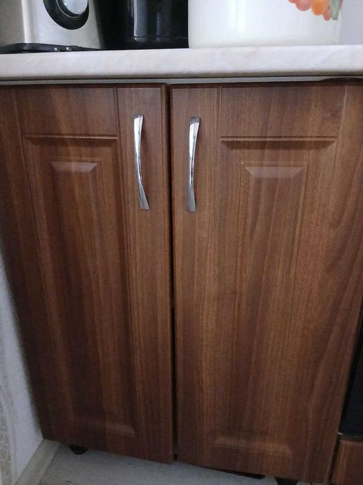 Продам в хорошем состояние кухонный шкаф