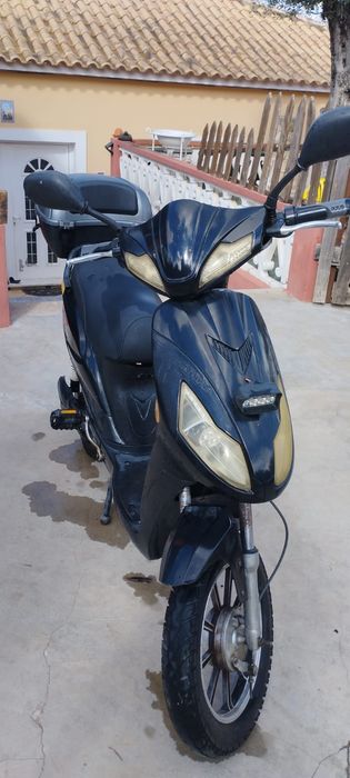 Scooter elétrica