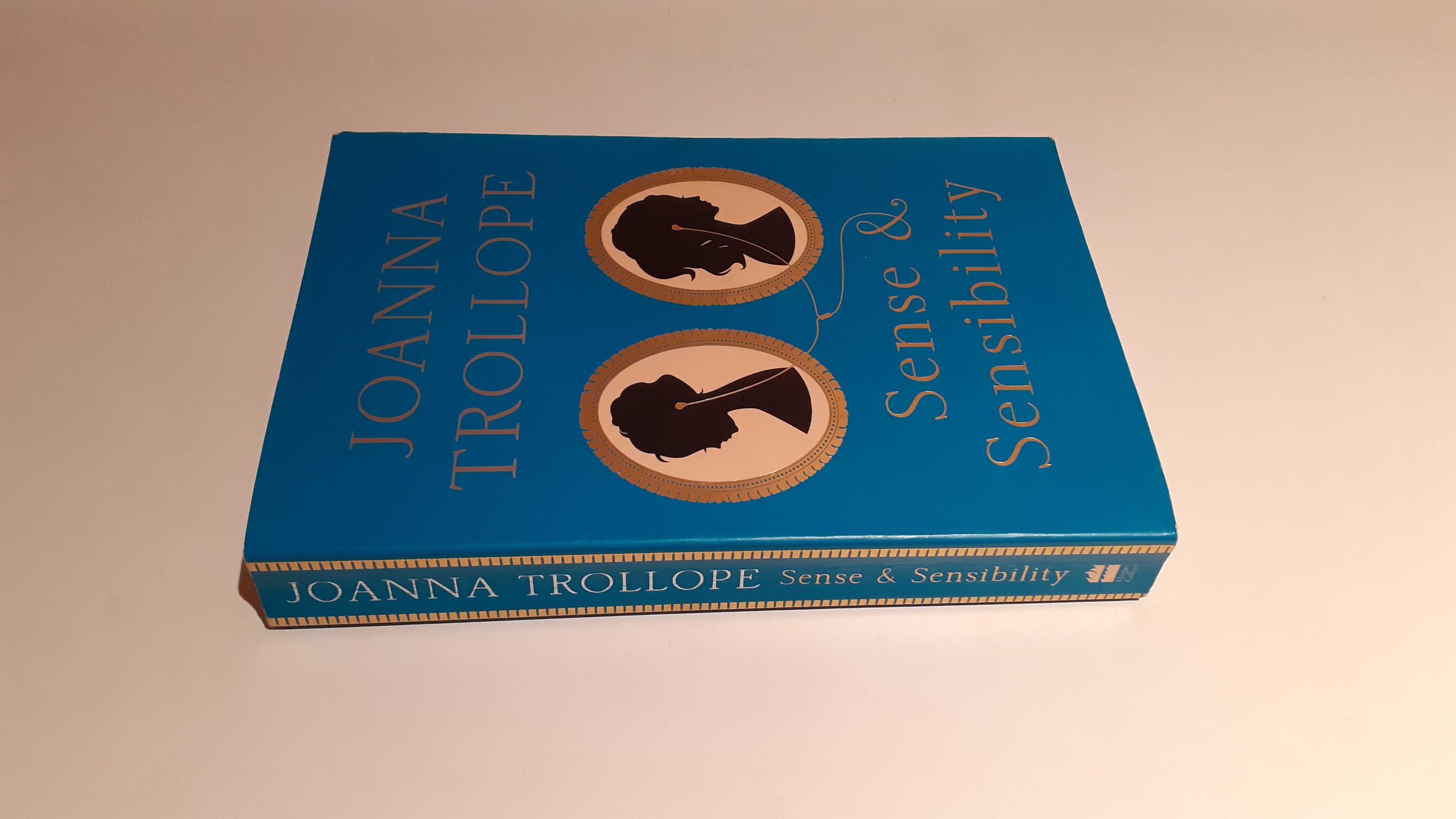 Livro "Sense & Sensibility" de Joanna Trollope
