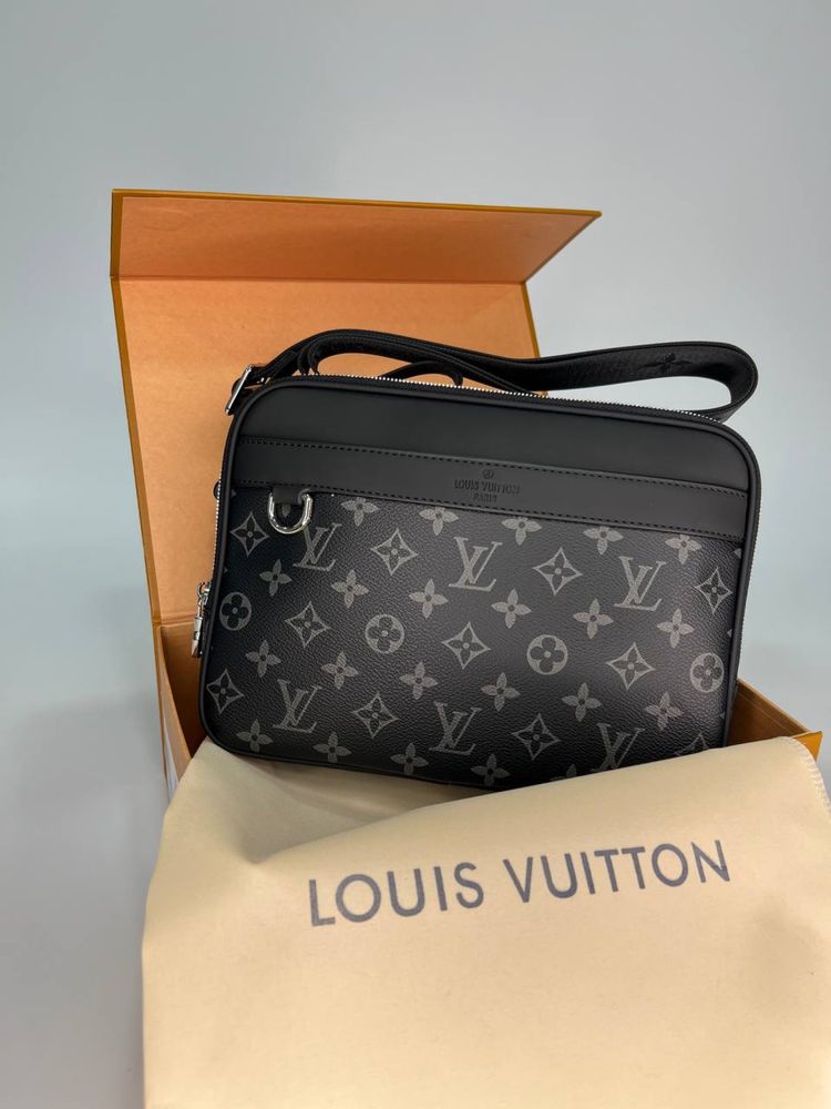 Чоловіча сумка - Louis Vuitton