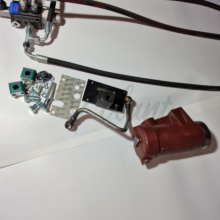 Rozdzielacz Hydrauliczny 1 Sekcyjny Zewnętrzny Ursus C-360 Cylinder