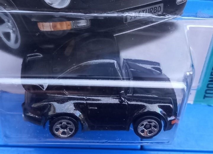 Porsche 911 turbo 3.6 hot wheels