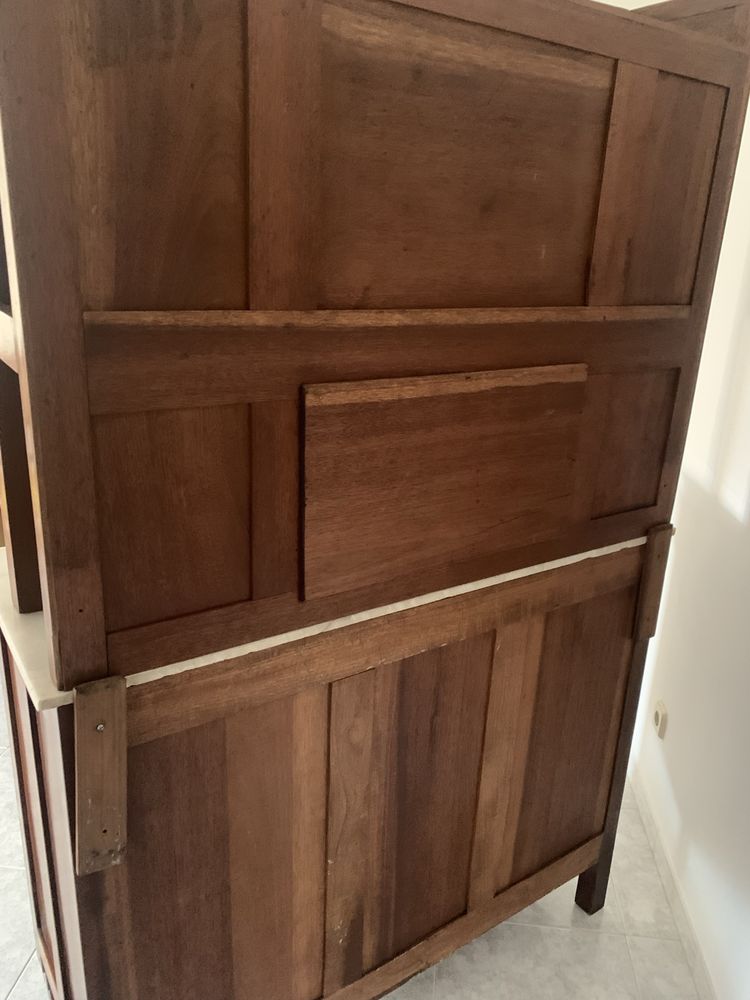 Louceiro antigo sem necessitar restauro