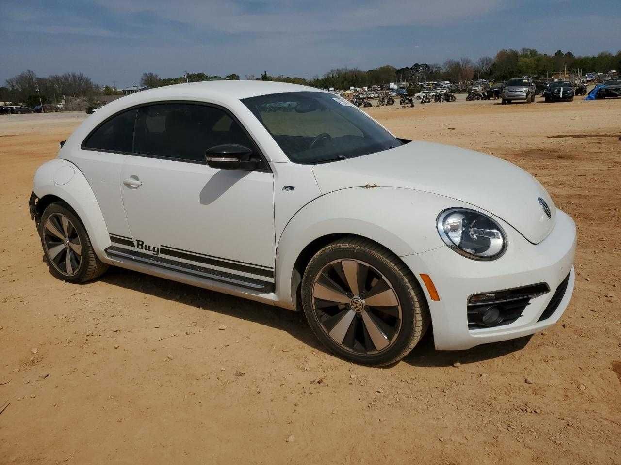 Volkswagen Beetle Turbo 2014