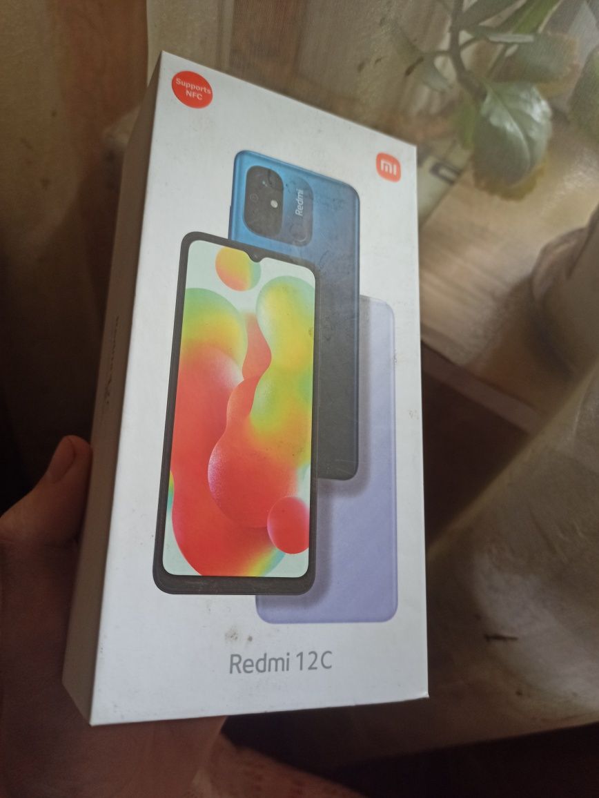 Коробка Redmi 12C з инструкцією, комплектація до Xiaomi Redmi 12C