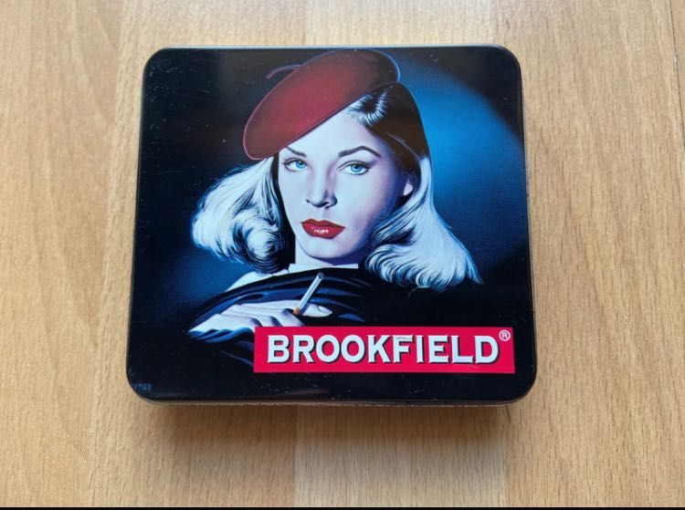 Cigarreira Brookfield vintage